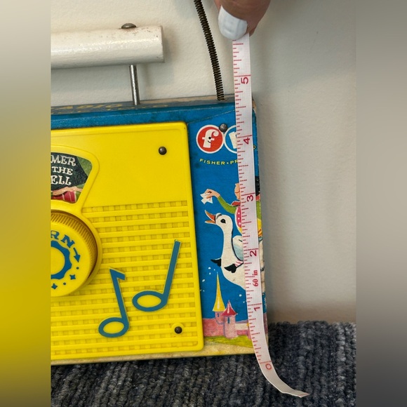 VTG Fisher Price Toy TV Radio - Plays Farmer in the Dell - As Is 60s Vintage - Picture 11 of 15